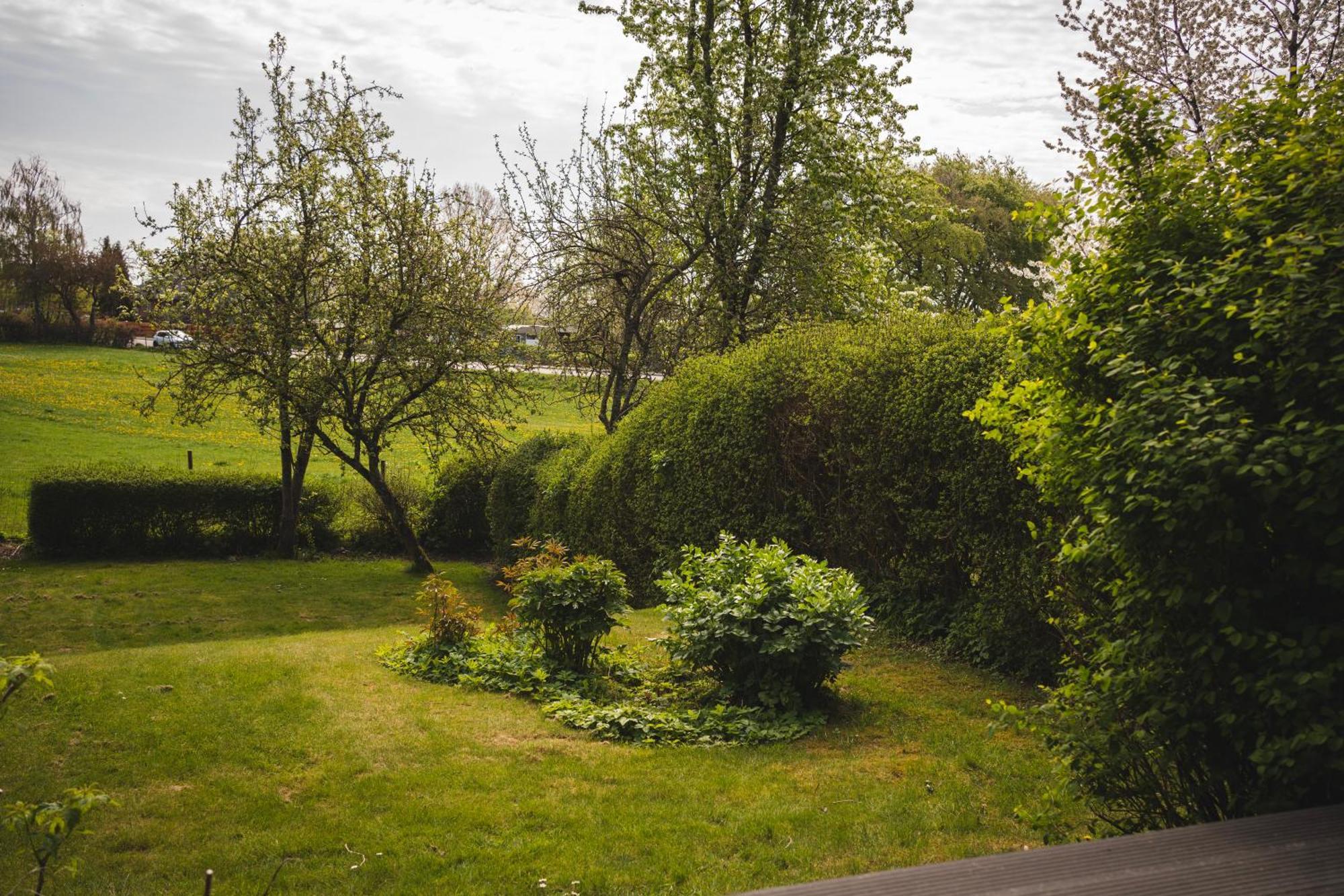 Ferienwohnung Rymligt Radhus Med Tradgard & Parkering Skurup Zimmer foto