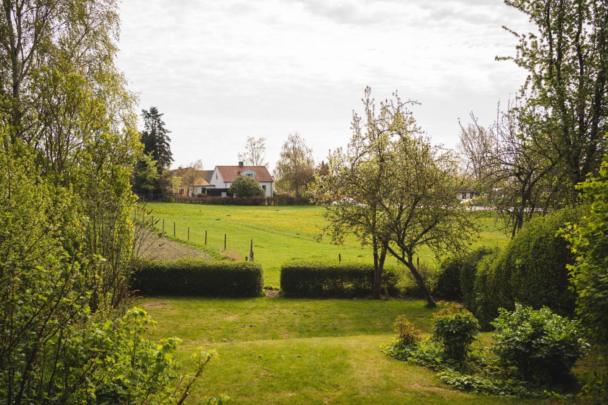 Ferienwohnung Rymligt Radhus Med Tradgard & Parkering Skurup Zimmer foto